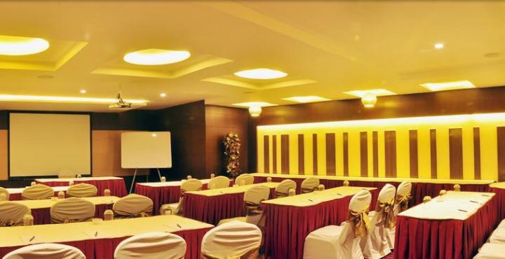 Hotel The Arcadia Coimbatore Esterno foto