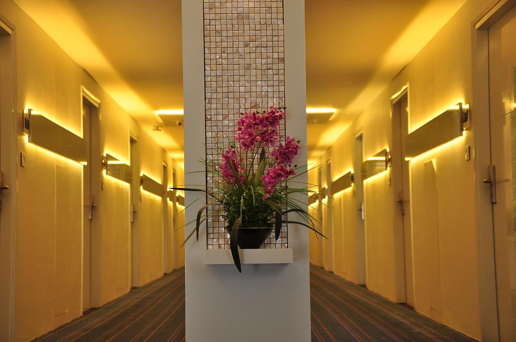 Hotel The Arcadia Coimbatore Esterno foto