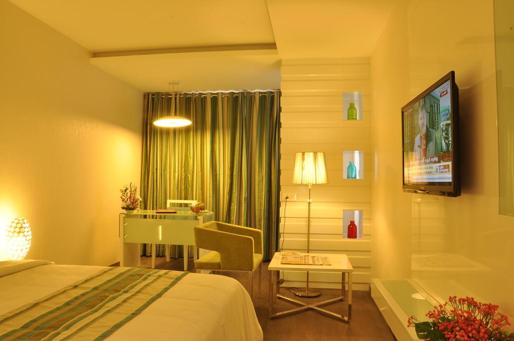 Hotel The Arcadia Coimbatore Esterno foto