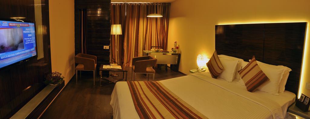 Hotel The Arcadia Coimbatore Esterno foto
