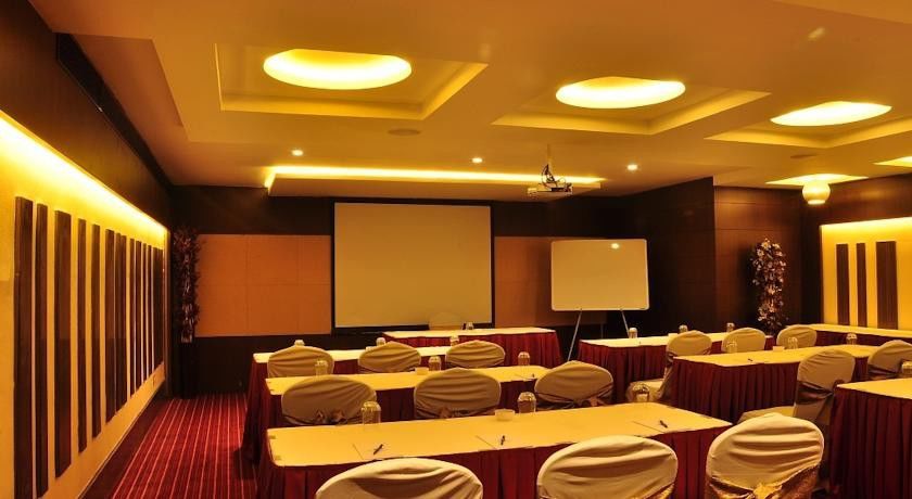 Hotel The Arcadia Coimbatore Esterno foto