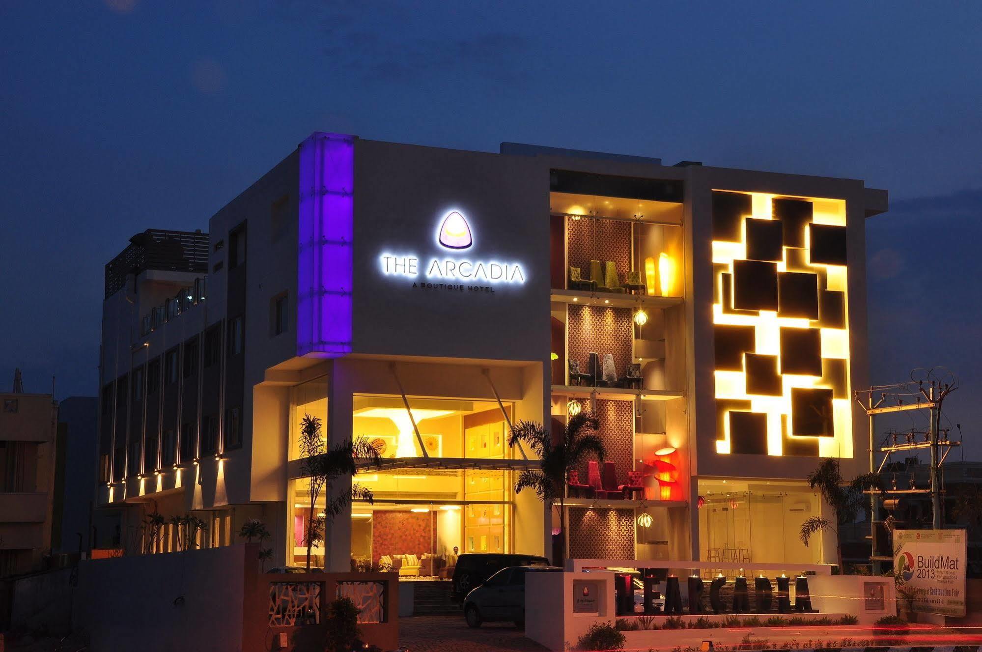 Hotel The Arcadia Coimbatore Esterno foto
